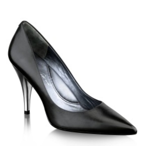 Kenneth Cole Shoes - Kenneth Cole New York 925 Silver Technology Heels